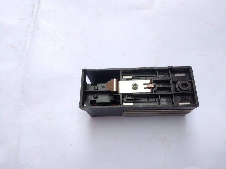 SK 3105.320 Rittal Enclosure Heater 20W 110-240V PTC HEATER SK3105.320 - Image 9