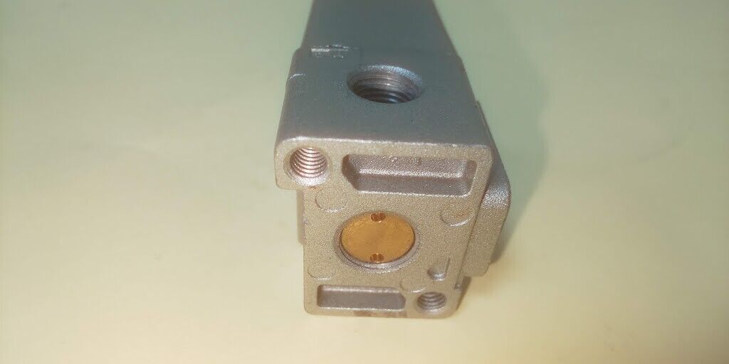 SMC VTA301-01 Air operated Pilot Check Valve - Image 8