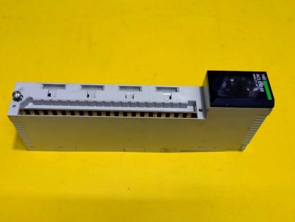 Schneider Electric Modicon 140ATI03000 AN IN 8CH UNIPOLAR Input Module