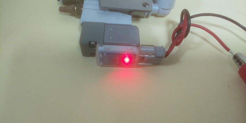 SMC SY3220-5MZD-C6 Electronic Components Solenoid Valve-Actuator Valve - Image 9