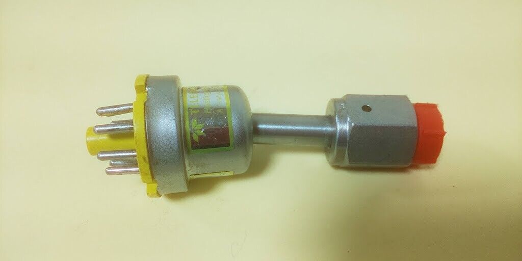 Teledyne Instrument DV-6M-VCR Thermocouple Vacuum Gauge Tube-Pressure Gauge - Image 3