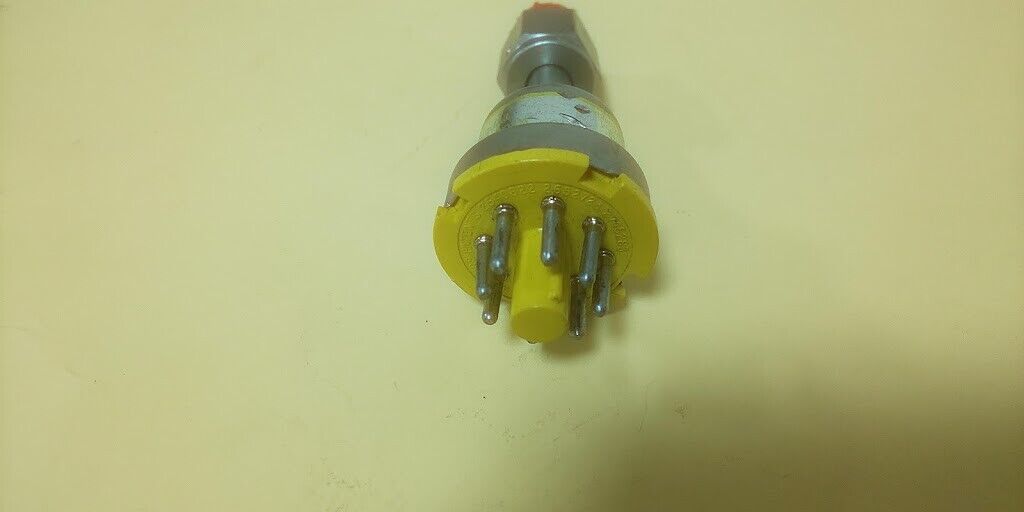 Teledyne Instrument DV-6M-VCR Thermocouple Vacuum Gauge Tube-Pressure Gauge - Image 2