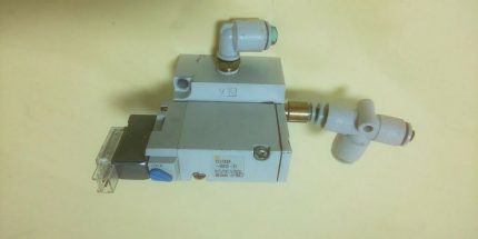 SMC SYJ724R-5MZE-01 Base Mounted Solenoid Valve-Pneumatic Products Control Valve