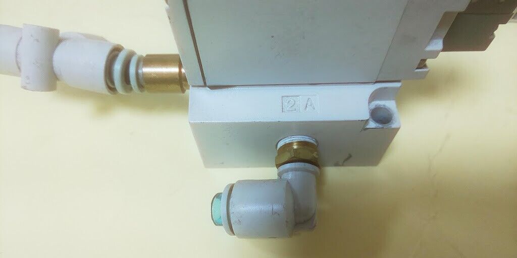SMC AR10-M5 Pneumatic Regulator Pressure Gauge-Pressure valve Pneumatic Products - Image 8