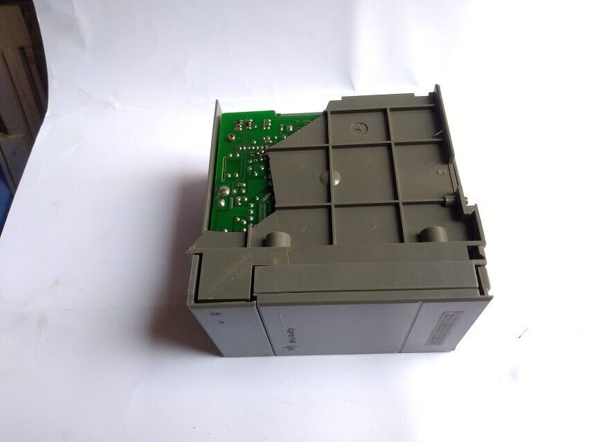 Allen-Bradley SLC 500 1746-P3 Ser A Power Supply 1746P3 - Image 12
