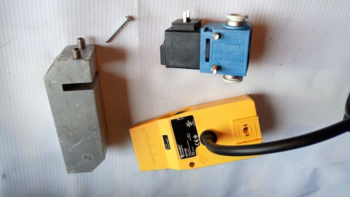 Wenglor OPT104 Photoelectric Reflex Sensor Rexroth Pneumatik 572 497 For Conveyo