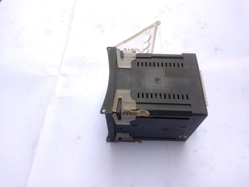 Socomec Diris p protection relay SOCOMEC 870612B - Image 7