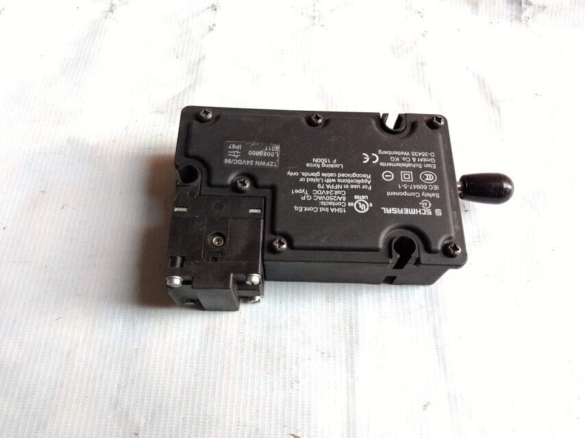 Schmersal Elan TZFWN 24DC/96 Saftey Component Solenoid Interlock - Image 6