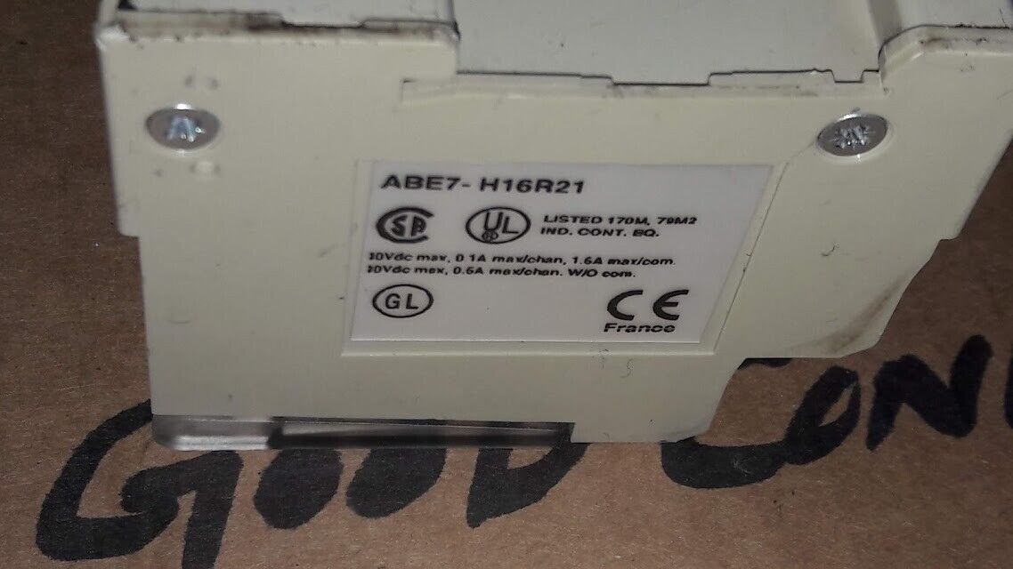 Telemecanique ABE7-H16R21 PLC Controller ABE7H16R21 - Image 4