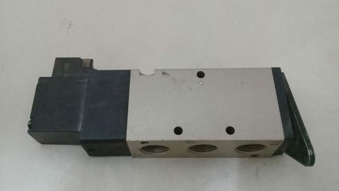 CKD Corp 4KA410-DPS Valve 4KA410DPS - Image 4