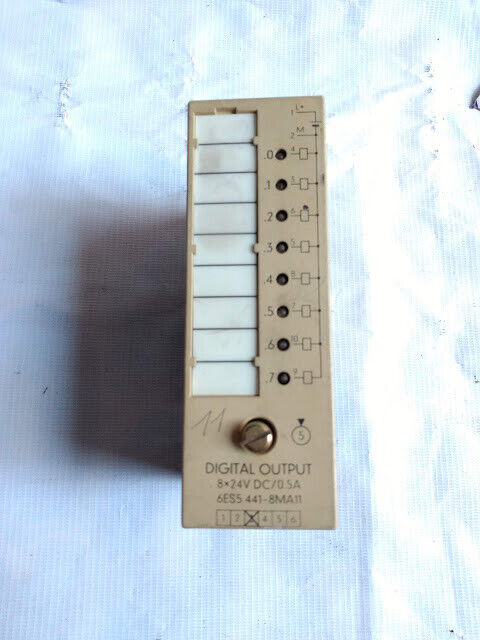 Siemens Simatic S5 6ES5 441-8MA11 E-Stand 03 Digital Ouput Module 6ES54418MA11 - Image 2