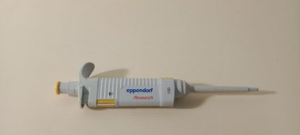 Eppendorf Research 100 Pipette 10-100ul Single Channel