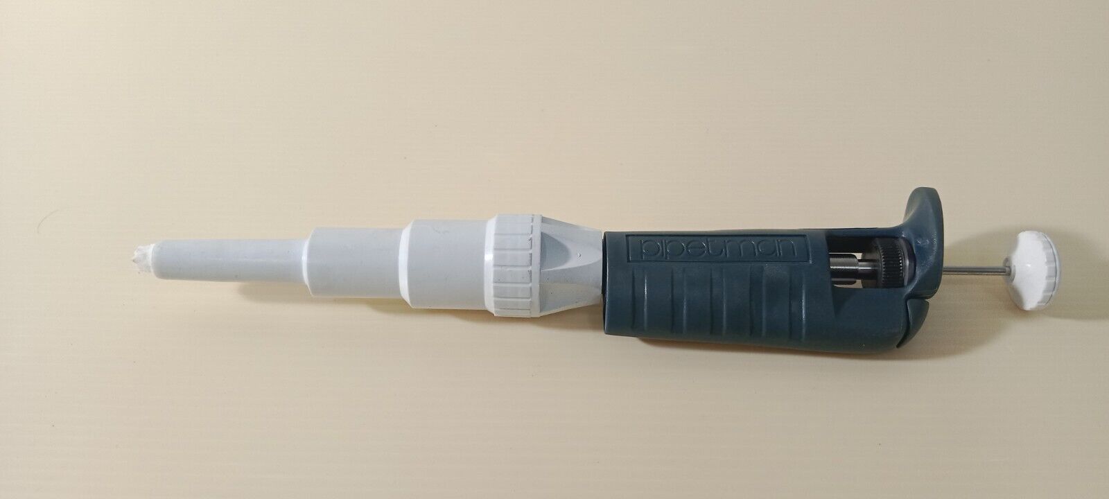 Gilson P5000 100-1000ul Adjustable Volume Pipetman Metal Ejector Single Channel - Image 5