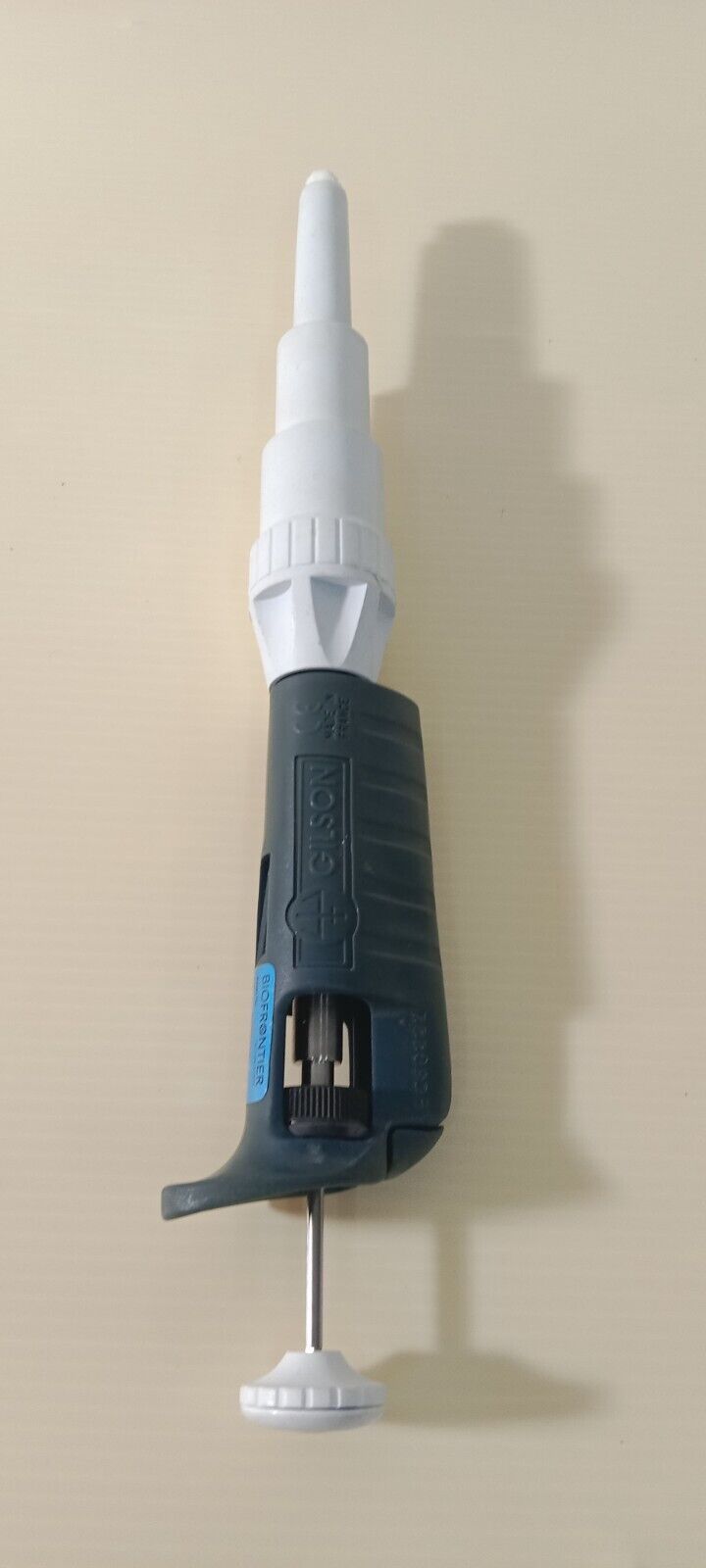 Gilson P5000 100-1000ul Adjustable Volume Pipetman Metal Ejector Single Channel