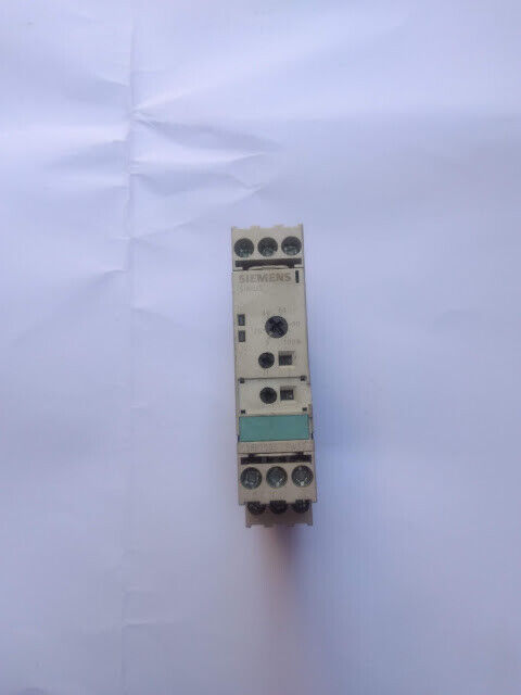 Siemens 3RP1505-1BW30 Time Delay Relay 3RP15051BW30