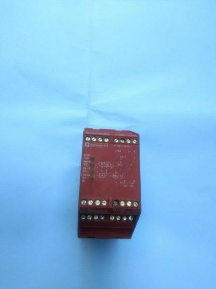 Schneider Telemecanique XPS-AK XPSAK361144 Safety Relay XPSAK