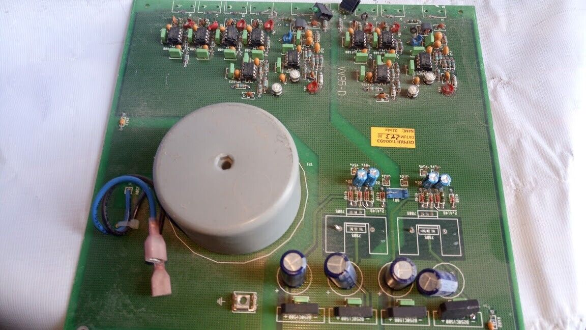 Trane / Woods VV95-D Pc Board 00493 power board with WAI.Berg Transformer