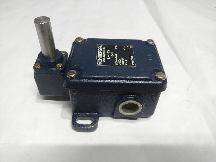 Schmersal T. 441-11y-243 IP65 Belt Alignment Switch T44111y243 New - Image 5