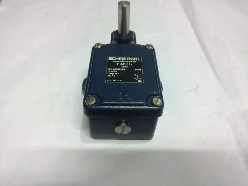 Schmersal T. 441-11y-243 IP65 Belt Alignment Switch T44111y243 New - Image 6
