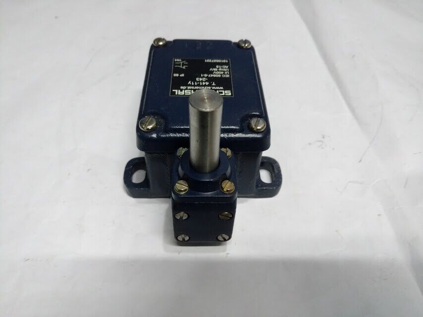 Schmersal T. 441-11y-243 IP65 Belt Alignment Switch T44111y243 New - Image 4