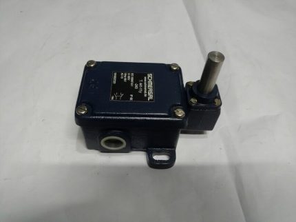 Schmersal T. 441-11y-243 IP65 Belt Alignment Switch T44111y243 New