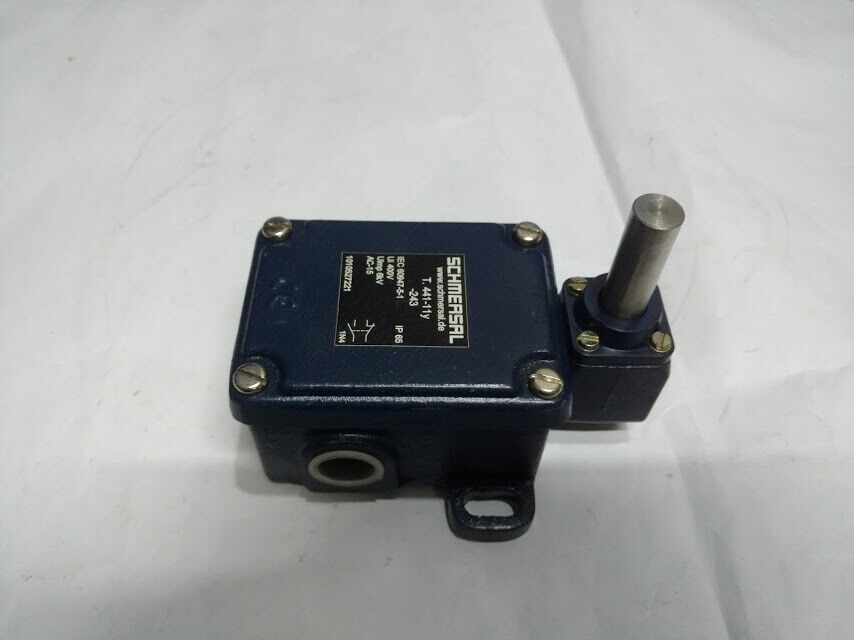 Schmersal T. 441-11y-243 IP65 Belt Alignment Switch T44111y243 New - Image 2