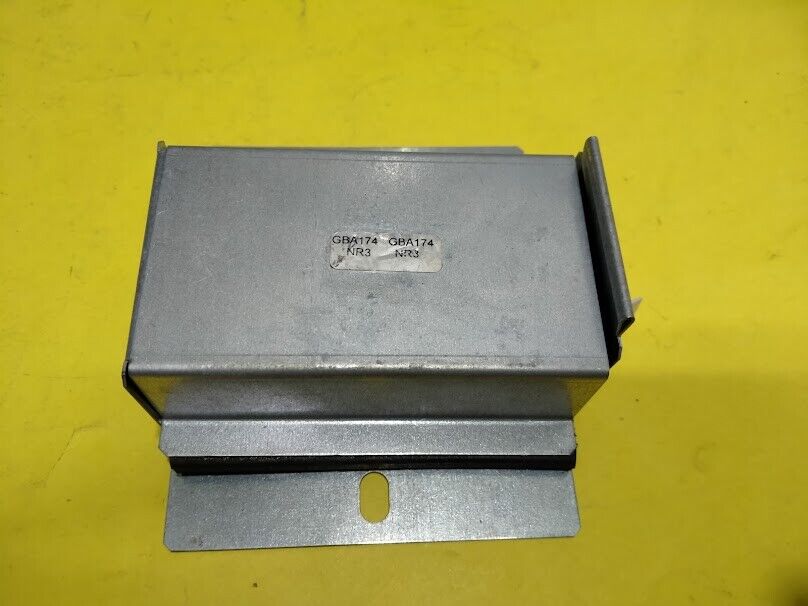 GAA 27100 BE3 RS11 box for tester GBA 174 NR3 4 pole HE-Stecker GAA27100BE3 New - Image 2