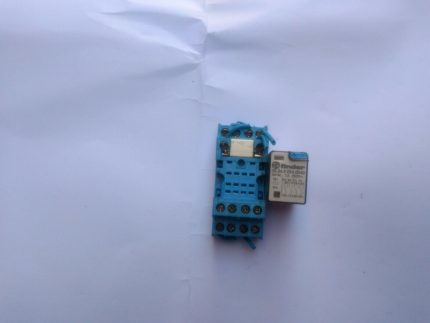 Finder 55.34.9.024.0040 24V DC 7A Relay 553490240040 With 94.44.1 Base