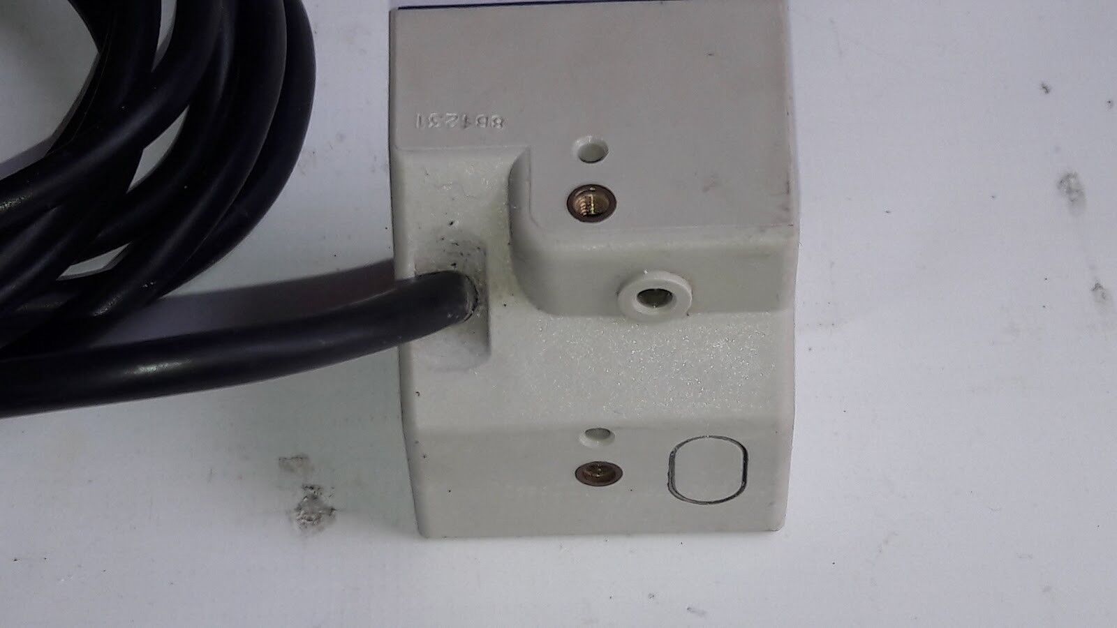 Telemecanique XS7-C40DA210 Proximity Switch Sensor - Image 4