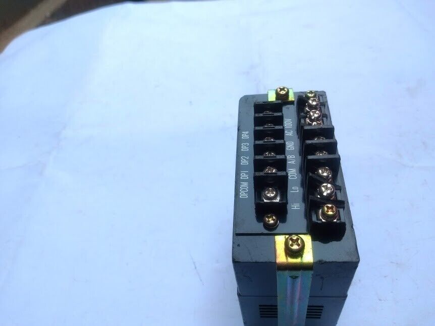 Tsuruga Electric Corp. 3107W-03 Meter Rating 1000/5000 Double Scale Gauge - Image 3