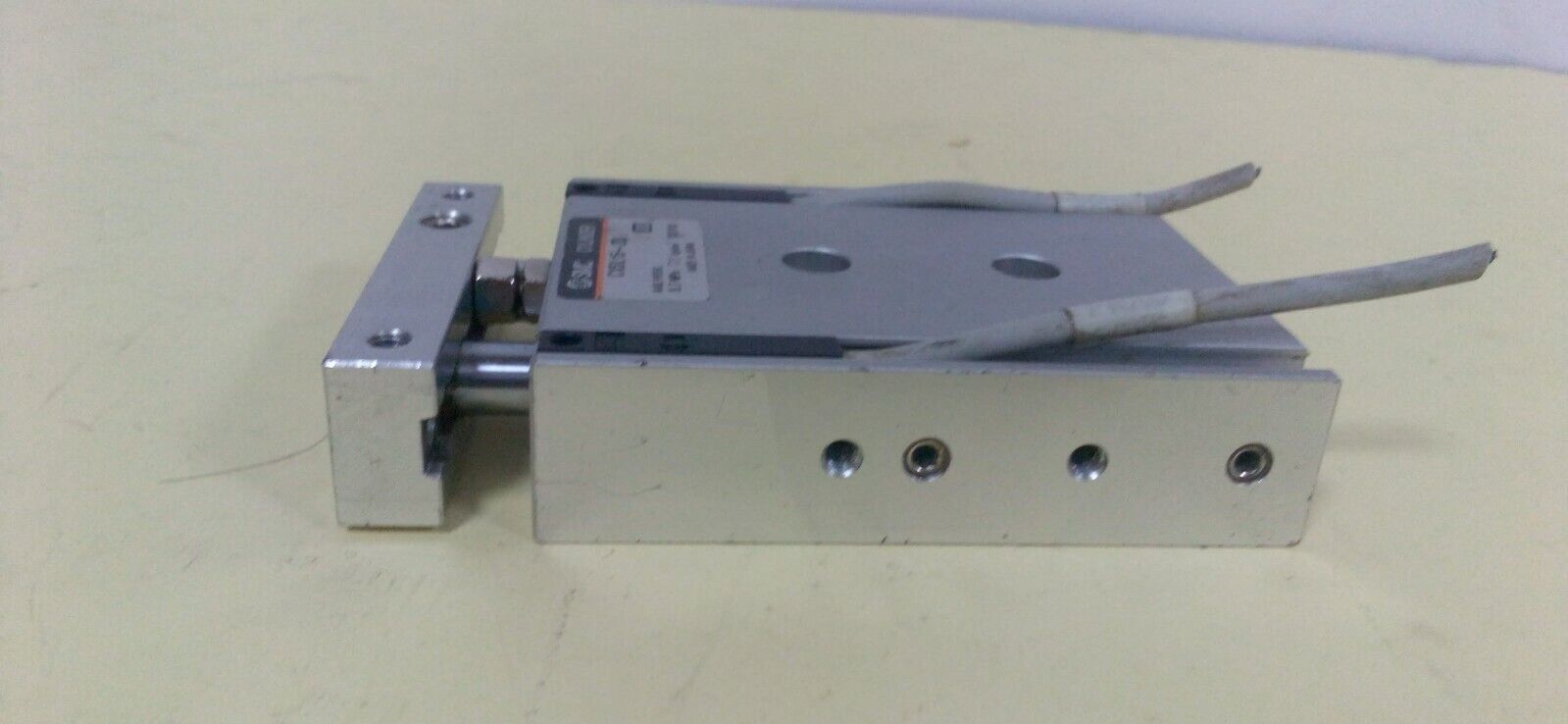 SMC CXSL 15-20 Dual Rod Guided Cylinder - Image 7