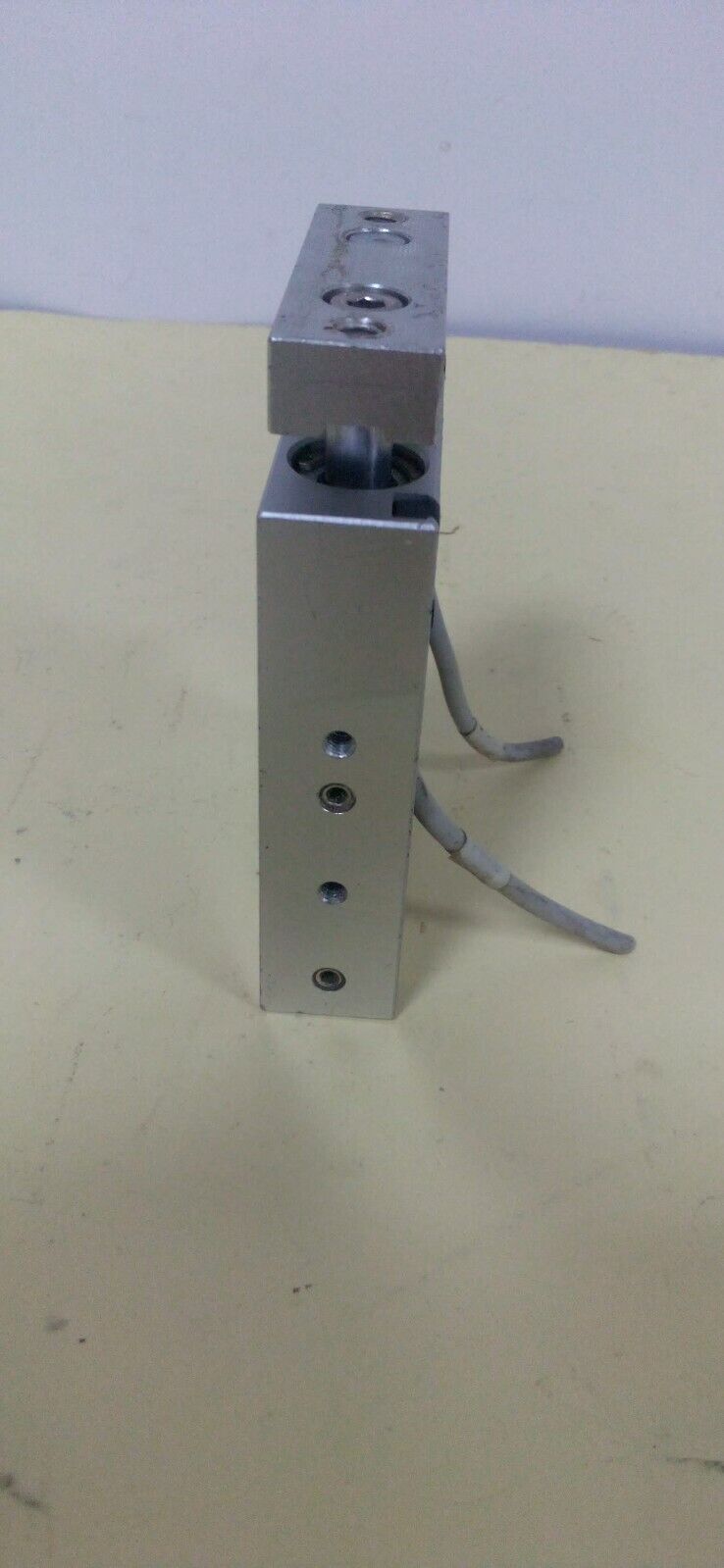 SMC CXSL 15-20 Dual Rod Guided Cylinder - Image 3
