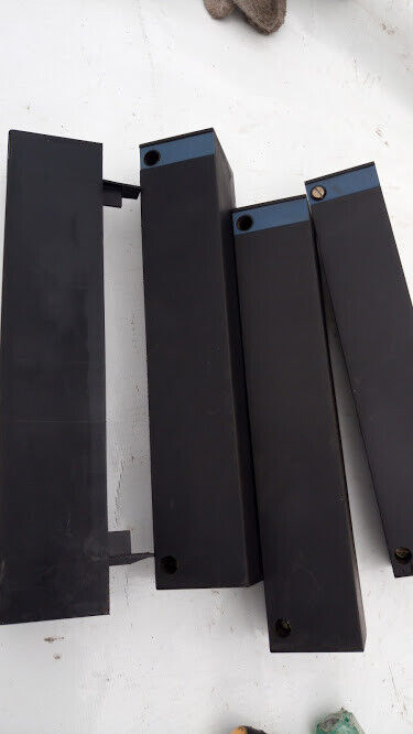 SCHNEIDER Automation S.A TSXRKN82F Blank Filler lot of 4 - Image 2
