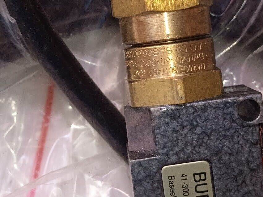 Burgess Hawk 41-300 Switch MPSupport Hawke 501/453 RAC 41300 New - Image 6