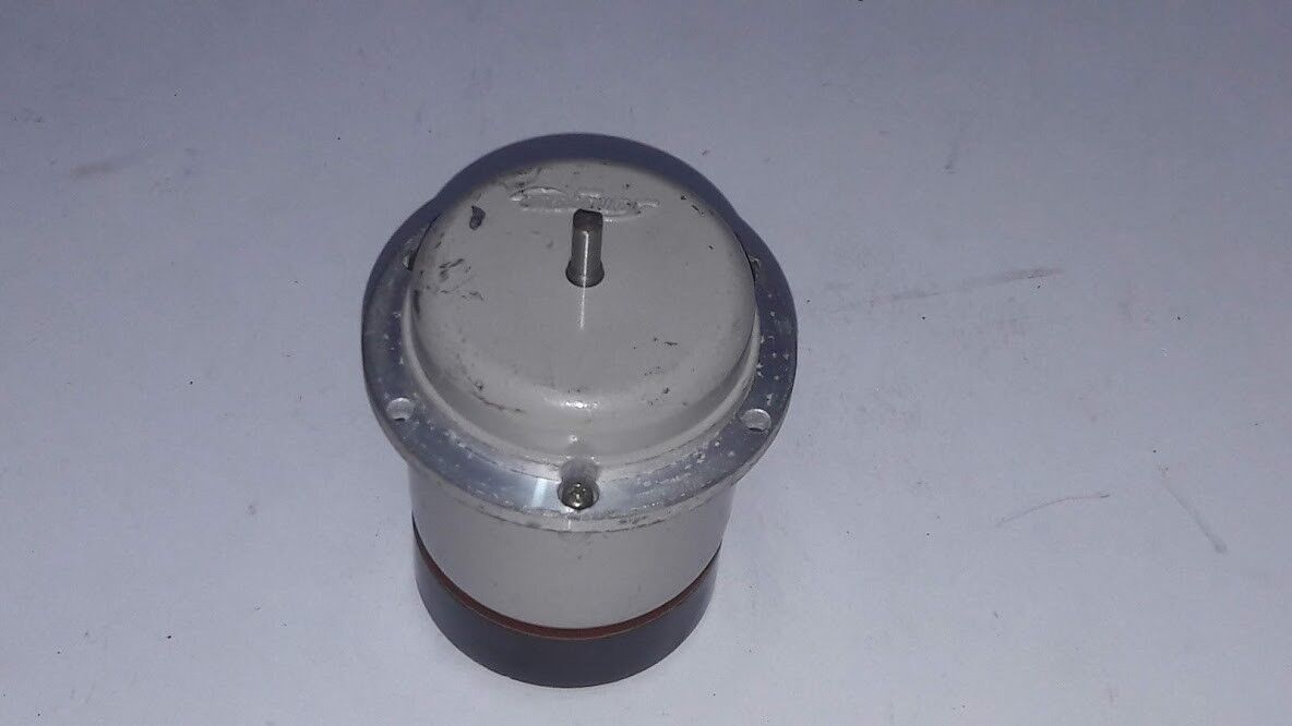 Tamagawa Seiki TS 4N 39E 11 SYNCHRO Motor TX-TR TS4N39E11 100/110V 50/60Hz - Image 4