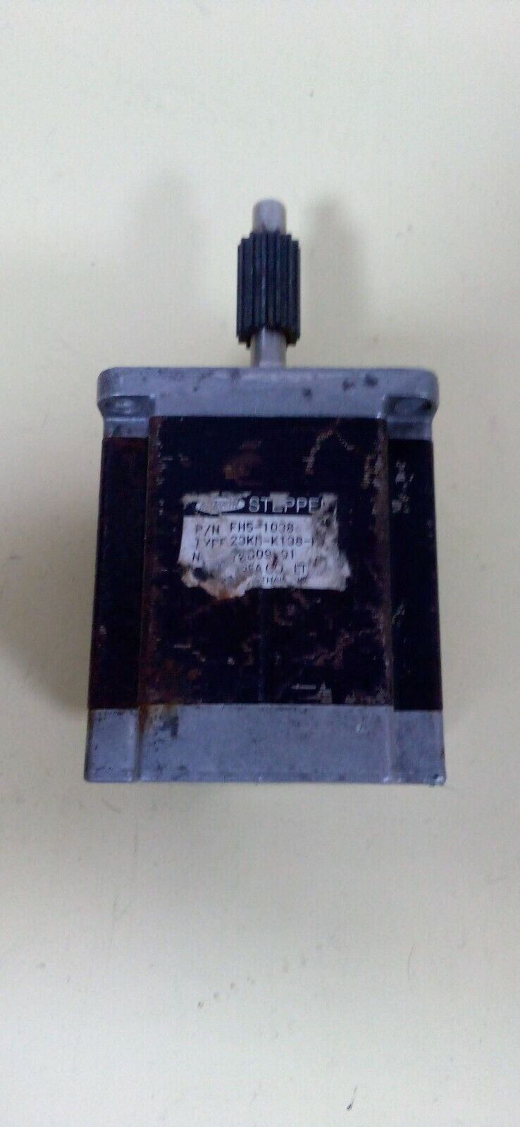 Step Motor FH5-1038 Type 23KM-K138-P1V Minebea Co.Ltd