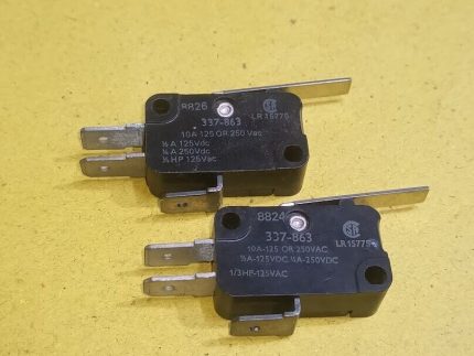 Rs components 337-863 limit switch long microswitch 10A 125 or 250VAC New