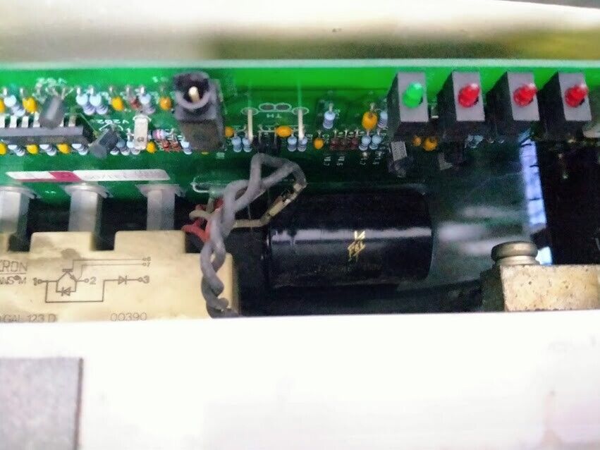 Siemens 6SE7023-2EA87-2DA0 Bremseinheit/ Braking Unit 6SE70232EA872DA0 - Image 4
