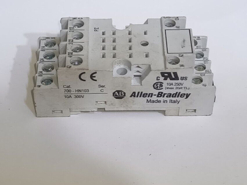 Allen-Bradley 700-HN103 Ser. C relay socket 14 blade New