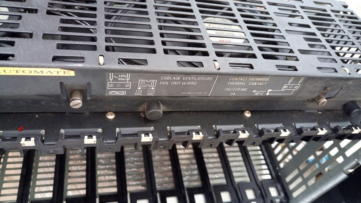 SCHNEIDER Automation S.A TSXRKN82F Fan AC STD Rack TSX 7.40 - Image 3