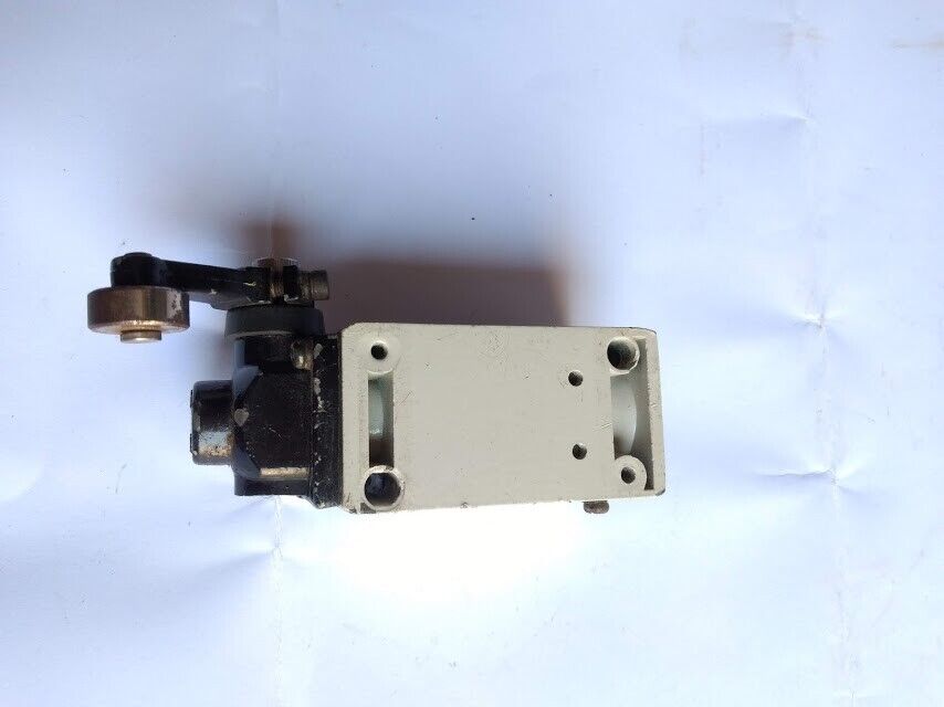 Standard Gold Electrical SGL-1 Limit Switch SGL1 - Image 6