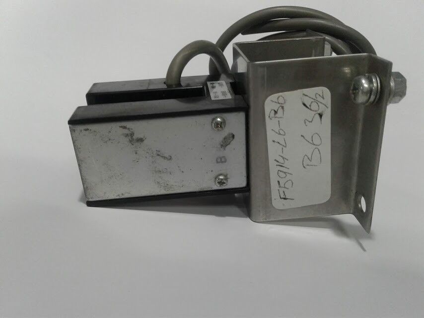 YASKAWA Electric Psmo-15G1 250V 3A Pilotlamp Magnetic Proximity Switch - Image 7