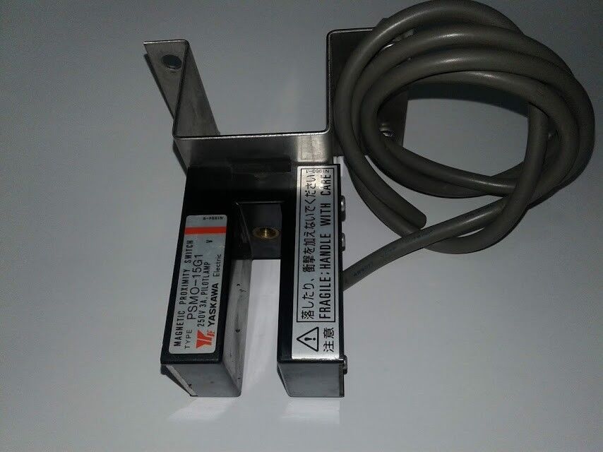 YASKAWA Electric Psmo-15G1 250V 3A Pilotlamp Magnetic Proximity Switch - Image 2