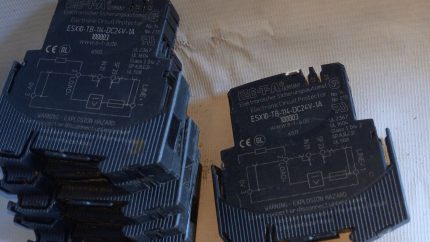 E-T-A Germany ESX10-TB-114-DC24V-1A Elctronic circuit protector lot of 50