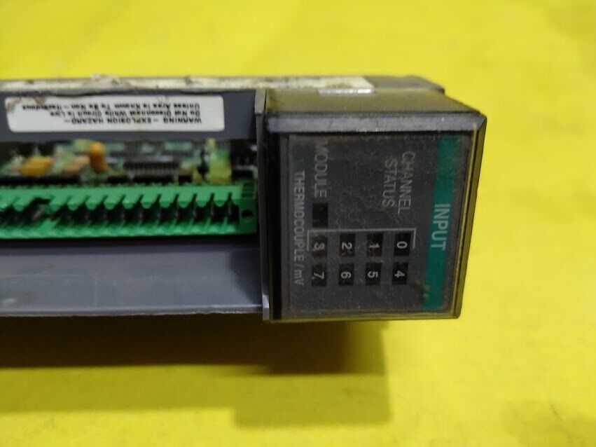 Allen Bradley SLC 500 1746-NT8 Ser. A FRN. 1.40 Thermocouple/ Mv input module - Image 7