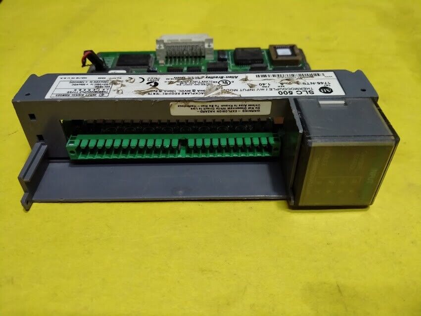Allen Bradley SLC 500 1746-NT8 Ser. A FRN. 1.40 Thermocouple/ Mv input module - Image 6