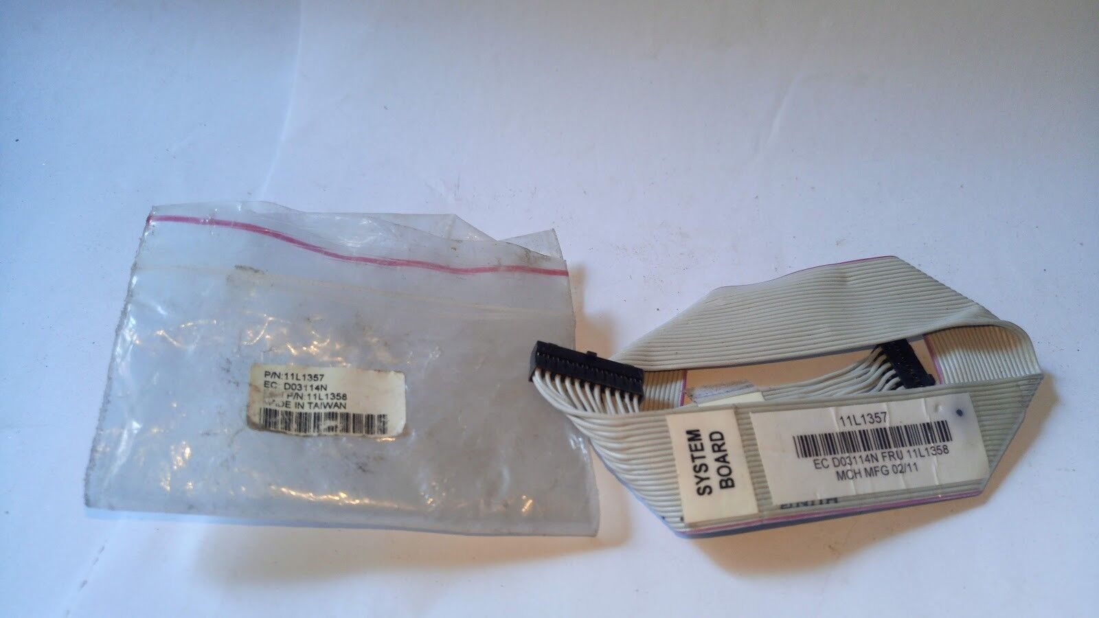 11L1357 11L1358 System Board Cable 11L1357