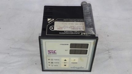 Elrest Art nr 0107X011 / 521503 Process Controller STC-PT3/0-400 C/Ra,H/K/230VAC