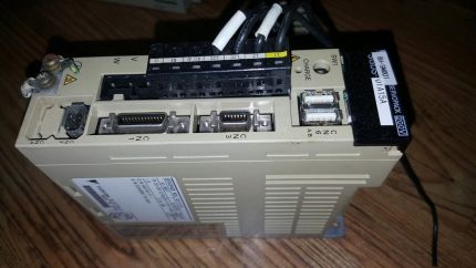 Yaskawa Electric Corporation ServoPack SGDS-01A15A AC Servo Driver SGDS01A15A