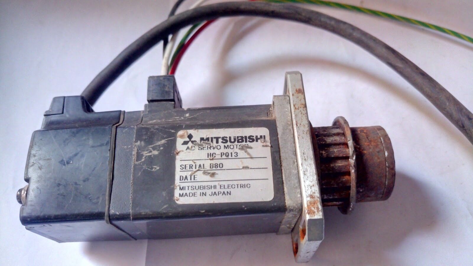 Mitsubishi HC-PQ13 Ac Servo Motor HCPQ13 Mitsubishi Electric - Image 3